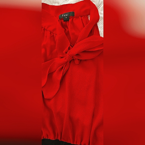 πDressy Halter Top Color Block Firy Rust Orange Black With Accent Bow Size Sπ - Picture 3 of 5